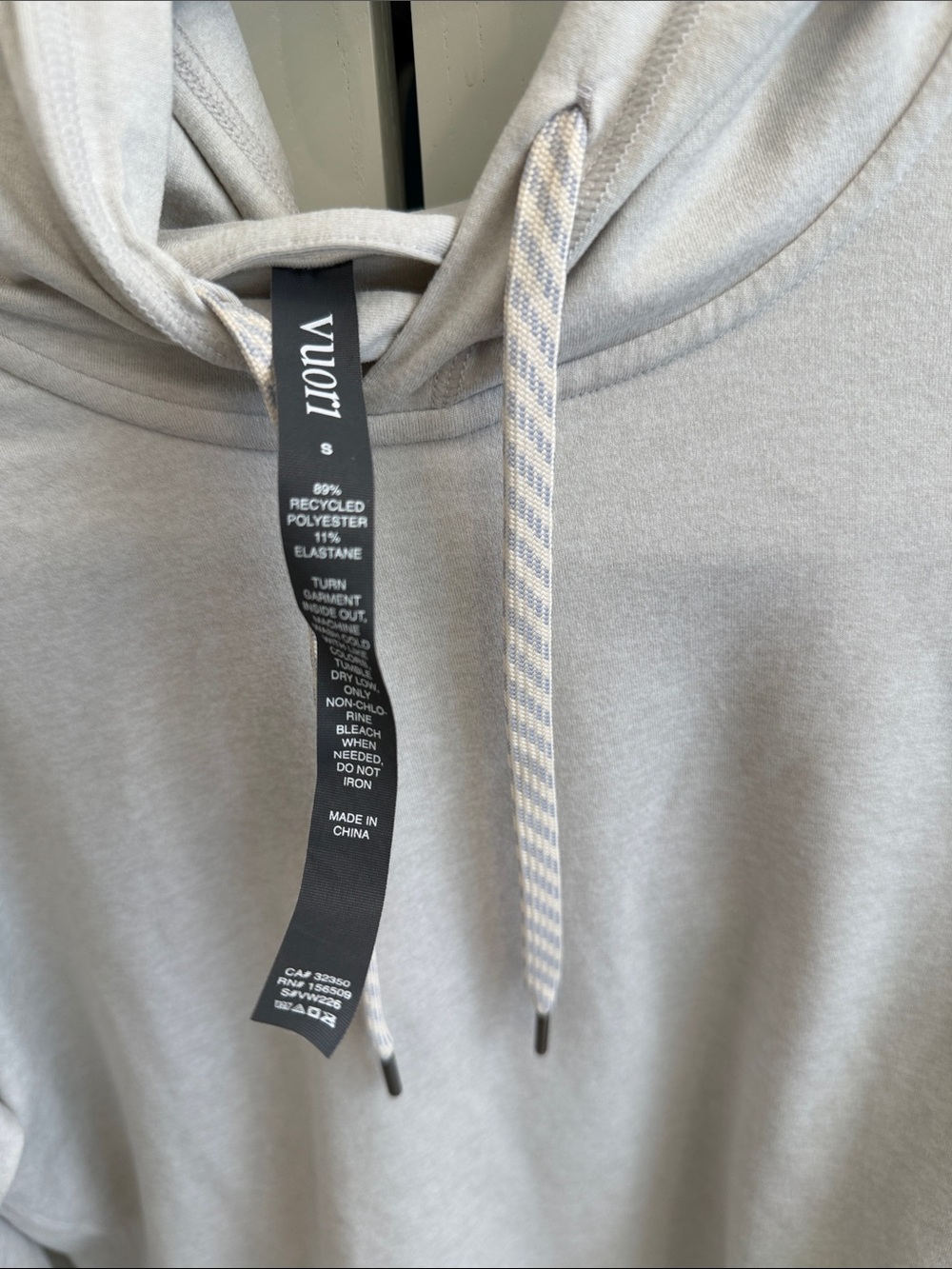 Women’s vuori halo hooded sweatshirt in milkweed/off white - Picture 3 of 4